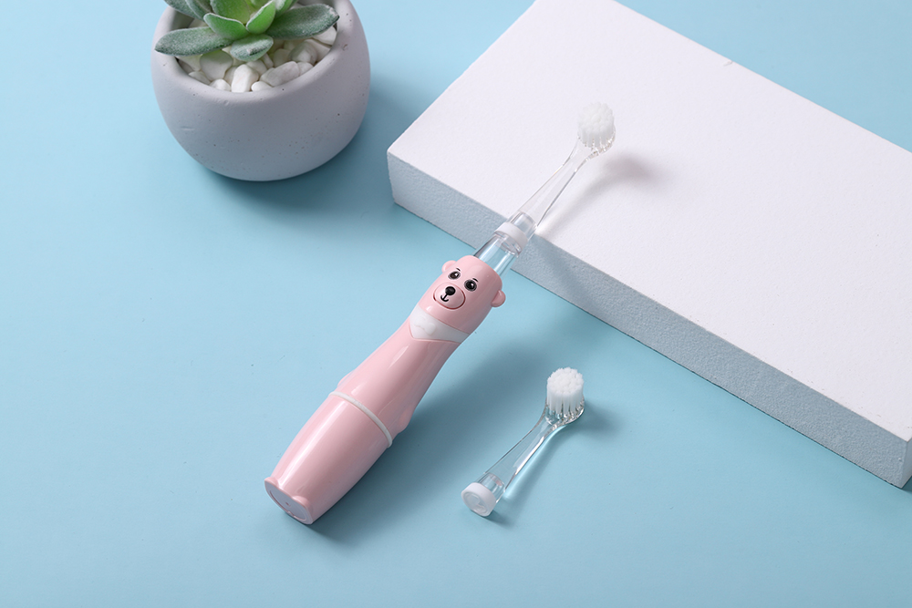 KW-1903 Kids Electric Toothbrush Extra Soft Bristles New Design Sweet Bear Battery Power